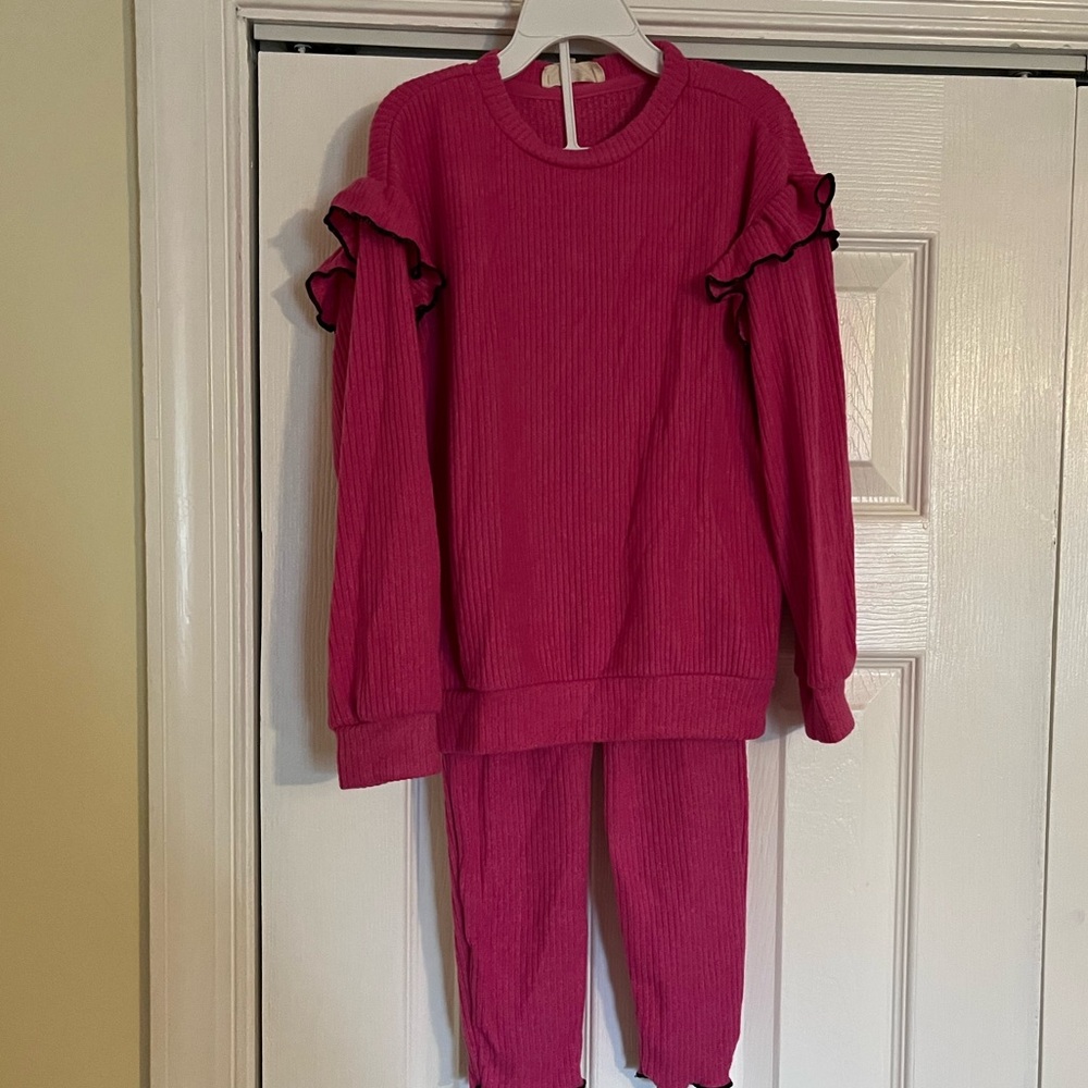 Brand new kid sweatsuit outfit